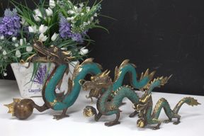 Feng shui - Średni Smok z Kulą - 27 cm