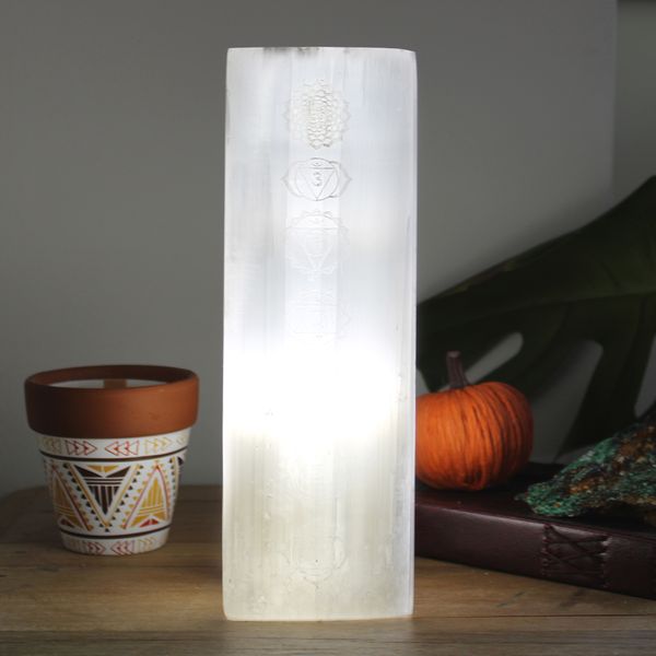 Lampa z Selenitu 25 cm - Czakry