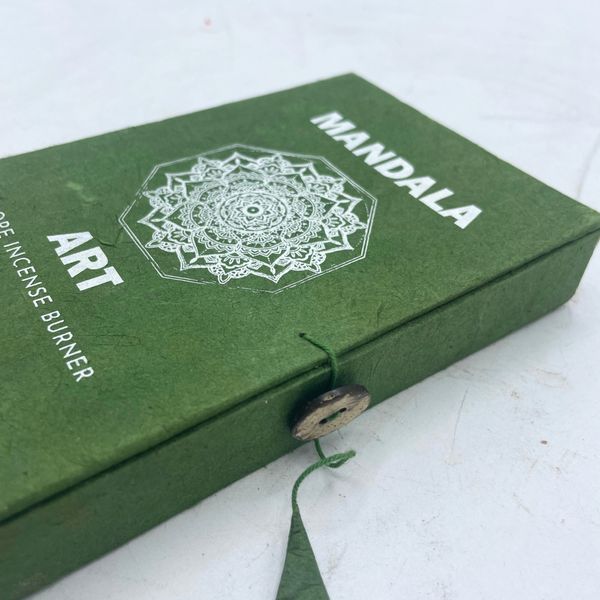 Zestaw z Kadzidełkami Sznurkowymi i Podstawką - Kwiaty Mandala