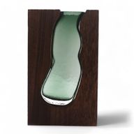 Szklany Wazon w Ciemnym Drewnie Tungowym - 14.5x5x23 cm