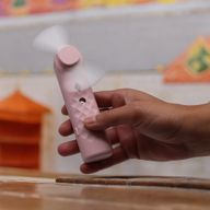 Różowy Wiatraczek i Spray do Twarzy - ładowarka USB