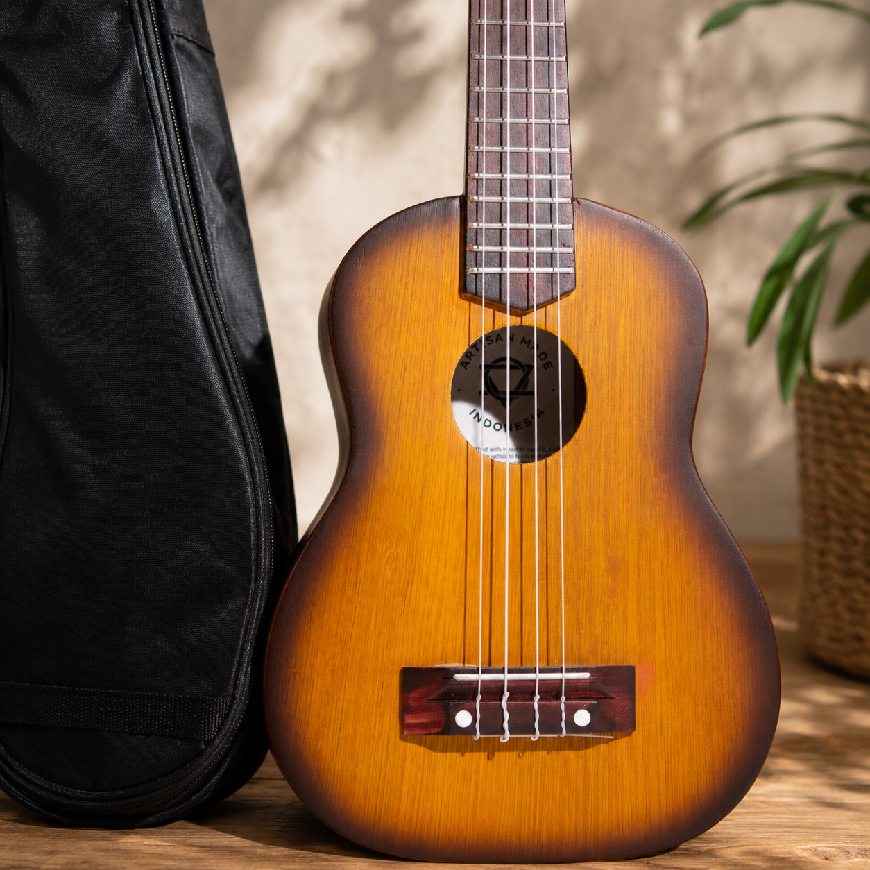 Rzemieślniczo Wykonane Ukulele